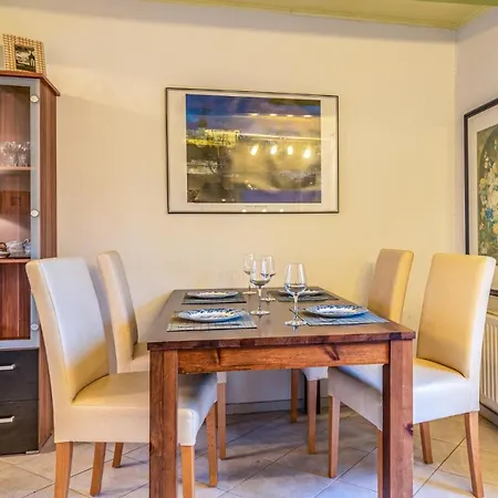 Hébergement de vacances Amazing In W/ Wifi And 1 Bedrooms Friedrichstadt