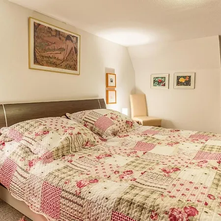 Amazing In W/ Wifi And 1 Bedrooms Hébergement de vacances *