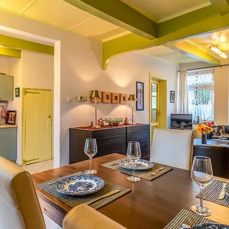 Amazing In W/ Wifi And 1 Bedrooms Hébergement de vacances