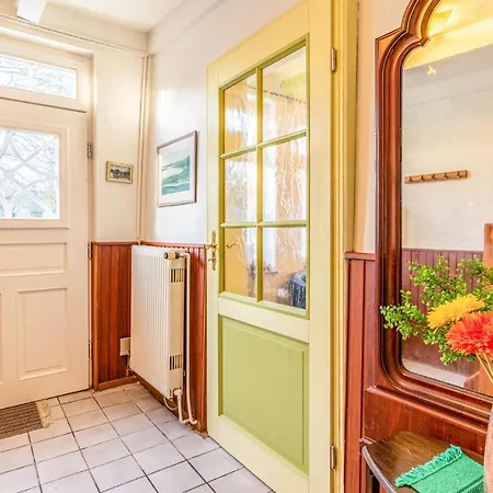 Amazing In W/ Wifi And 1 Bedrooms Hébergement de vacances Friedrichstadt